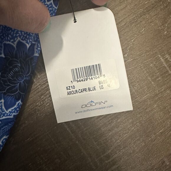 Dolfin Aquashape $79 Printed Blouson One-Piece Swimsuit size 16 Amor-capri - Picture 6 of 10